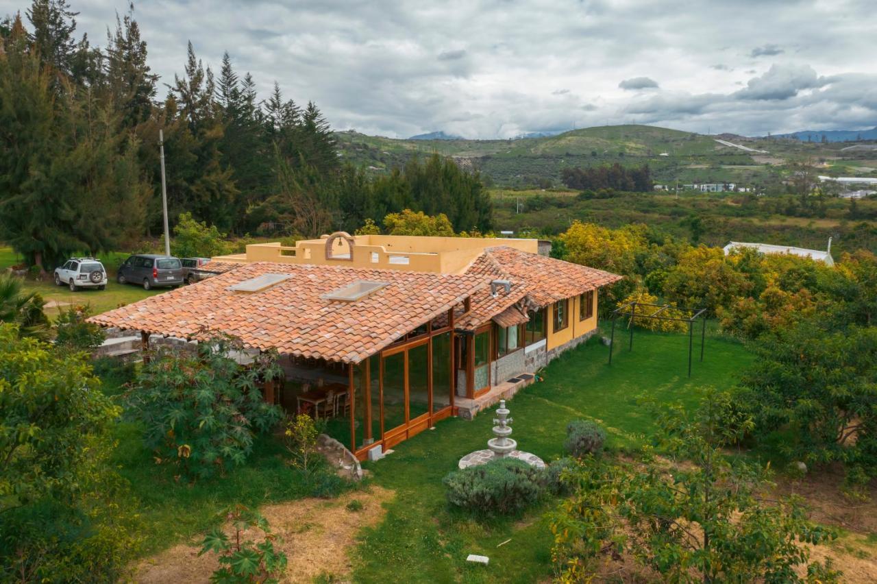Hosteria Cananvalle Ibarra Extérieur photo
